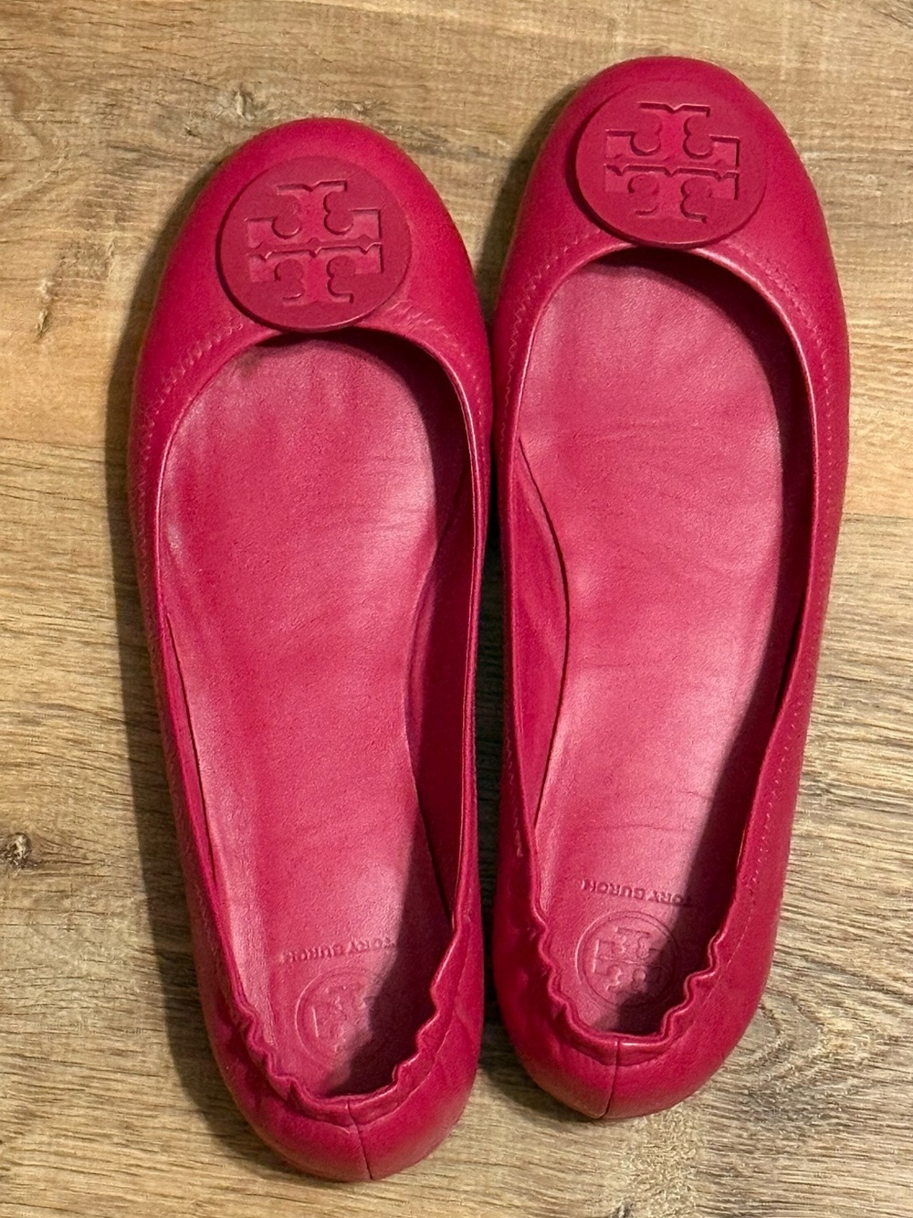 RARE Tory Burch Reva Ballet Flats Hot Pink Logo Size 11